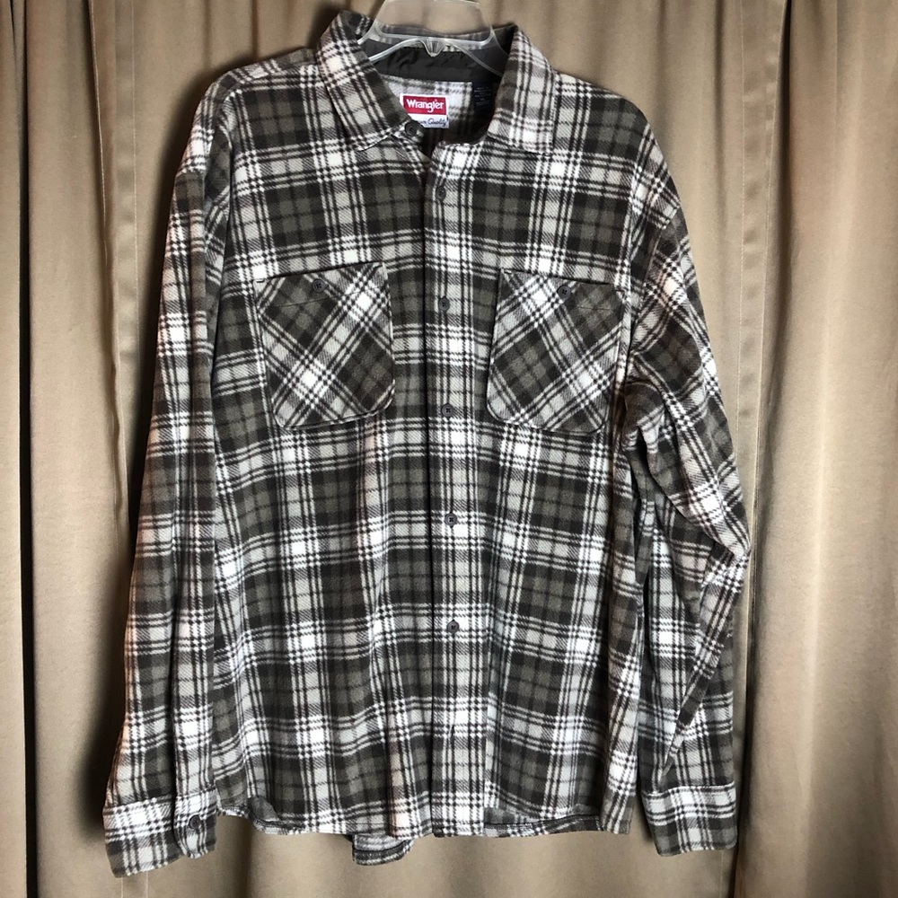 Wrangler Fleece Plaid Long Sleeve Button Down Shirt - Picture 1 of 10